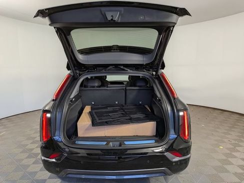 Used 2027 Cadillac Optiq Sport w/ LPO, Floor Liner Package AWD/4WD image 12