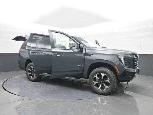 New 2026 GMC Yukon AT4 w/ AT4 Premium Plus Package image 46