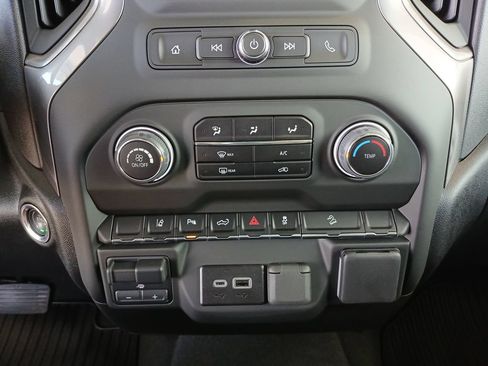 Certified 2025 Chevrolet Silverado 2500 Custom w/ Custom Value Package AWD/4WD image 36