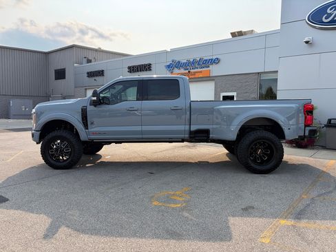 New 2026 Ford F350 Platinum AWD/4WD image 9