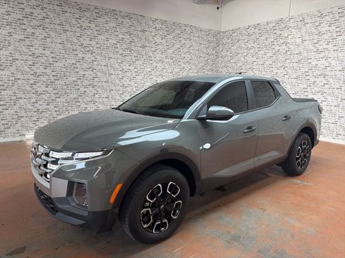 Certified 2024 Hyundai Santa Cruz SEL FWD image 3