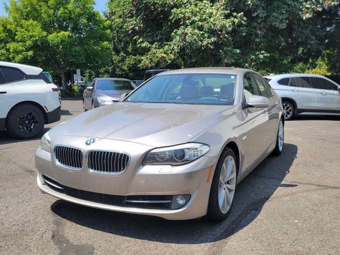 Used 2011 BMW 535i Sedan RWD image 7