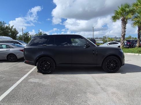 Used 2023 Land Rover Range Rover SE AWD/4WD image 4