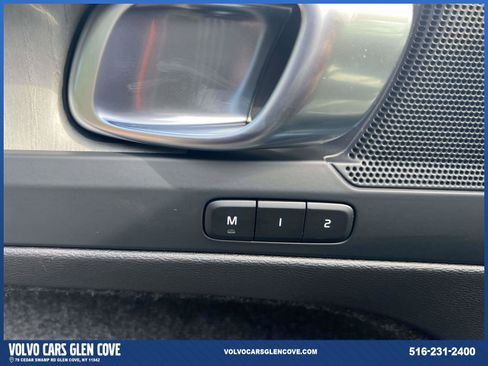 Used 2026 Volvo XC40 B5 Core w/ Protection Package Premier AWD/4WD image 17