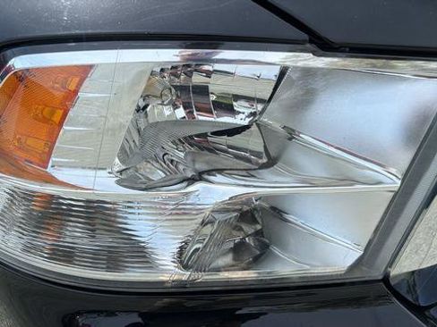 Used 2024 RAM 1500 Classic SLT AWD/4WD image 25