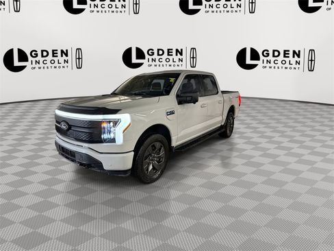 Used 2024 Ford F150 Lightning Flash image 4