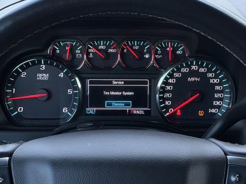 Used 2018 Chevrolet Tahoe Premier image 9