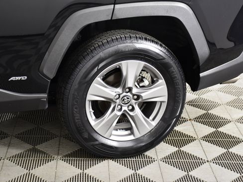 Used 2024 Toyota RAV4 LE AWD/4WD image 51