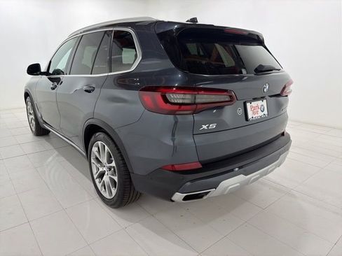 Used 2020 BMW X5 xDrive50i w/ Premium Package AWD/4WD image 3