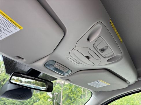 Used 2022 Ford Transit Connect XLT FWD image 29