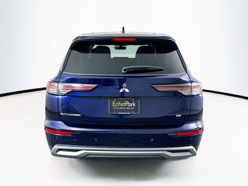 Used 2025 Mitsubishi Outlander SE FWD image 7