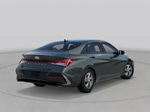 New 2026 Hyundai Elantra SE w/ Cargo Package image 4