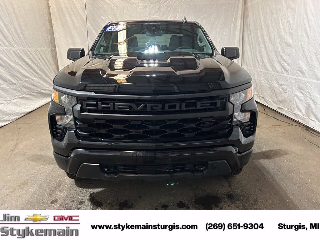Used 2022 Chevrolet Silverado 1500 Custom Trail Boss w/ Midnight Edition AWD/4WD image 11