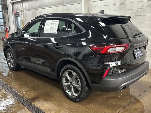Used 2025 Ford Escape ST-Line AWD/4WD image 37