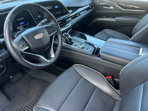 Used 2023 Cadillac Escalade ESV Sport w/ LPO, ONYX Package image 10