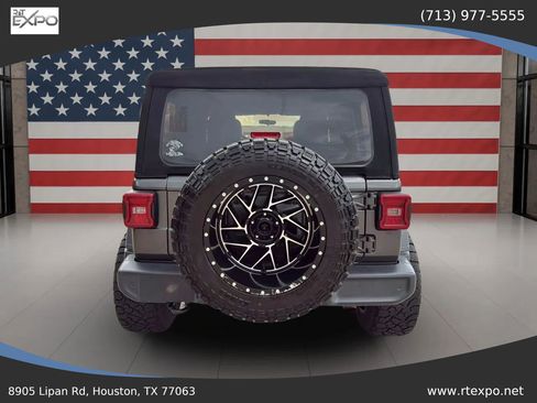 Used 2018 Jeep Wrangler Unlimited Sport S image 7