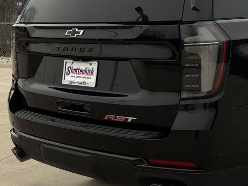Used 2025 Chevrolet Tahoe RST AWD/4WD image 6