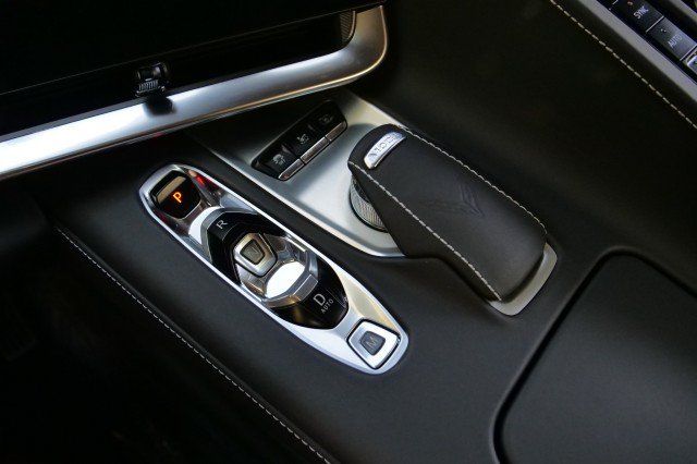 Used 2023 Chevrolet Corvette Stingray Premium Conv w/ Z51 Performance Package RWD image 32