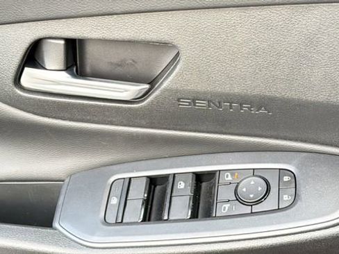 New 2026 Nissan Sentra SV w/ SV Convenience Package FWD image 22