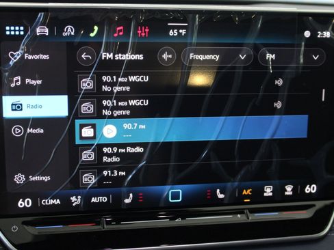 New 2026 Volkswagen Tiguan SE R-Line FWD image 22
