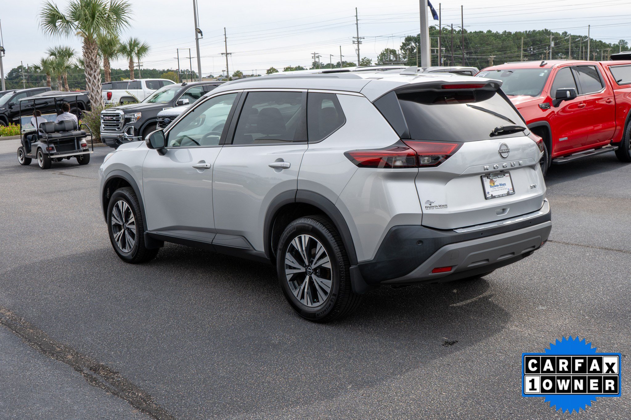 Used 2022 Nissan Rogue SV w/ SV Premium Package FWD image 5