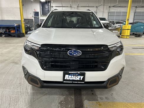 Used 2025 Subaru Forester Sport image 3
