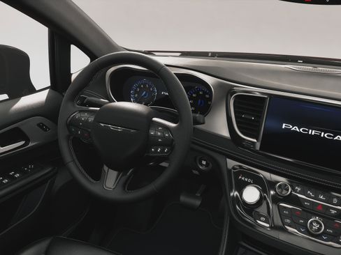New 2027 Chrysler Pacifica Limited AWD/4WD image 9