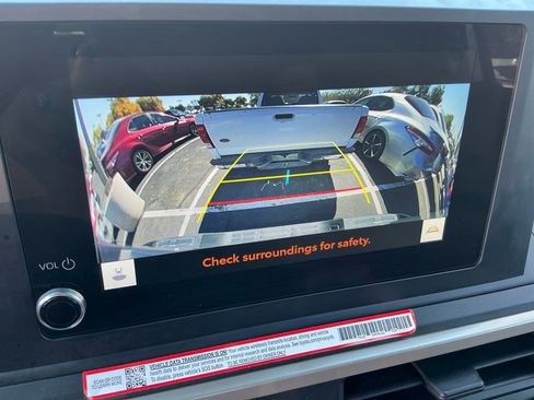 Certified 2025 Toyota Tacoma SR image 29