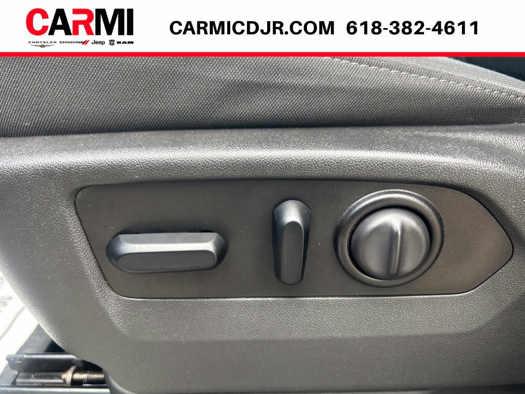 Used 2021 Chevrolet Silverado 1500 RST AWD/4WD image 13