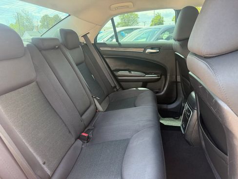 Used 2019 Chrysler 300 Touring w/ Sport Appearance Package RWD image 40