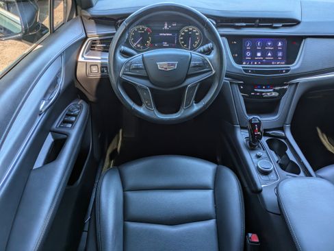 Certified 2023 Cadillac XT5 Luxury image 4