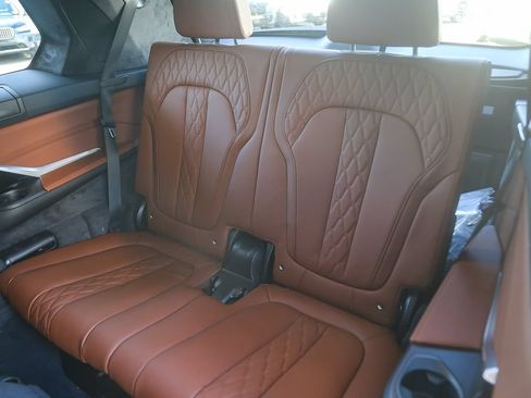 New 2026 BMW ALPINA XB7 AWD/4WD image 15