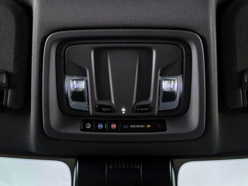 Used 2023 Chevrolet Silverado 1500 LT w/ Z71 Off-Road Package image 28