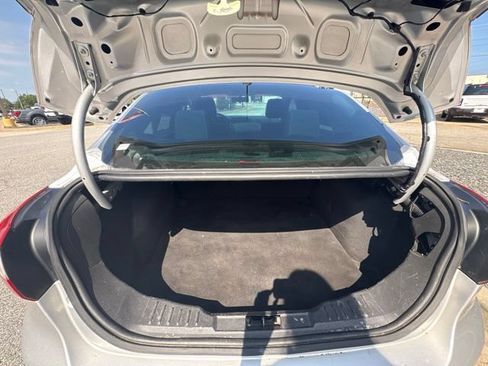 Used 2012 Ford Focus SE FWD image 25
