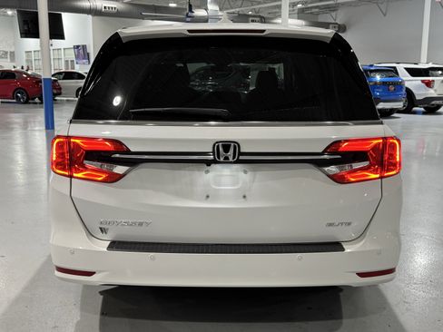 Used 2024 Honda Odyssey Elite image 19