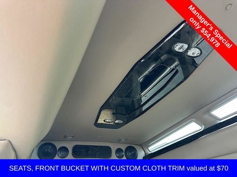 Used 2023 Chevrolet Express 2500 RWD image 22