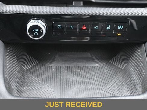 Certified 2025 Ford Explorer ST-Line AWD/4WD image 13