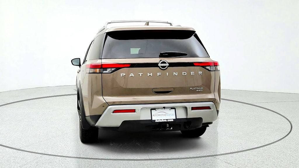 Used 2023 Nissan Pathfinder Platinum AWD/4WD image 6