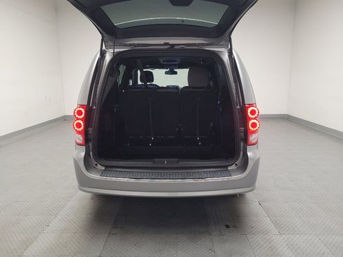 Used 2018 Dodge Grand Caravan GT image 29