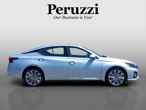 Certified 2023 Nissan Altima 2.5 SL AWD/4WD image 2