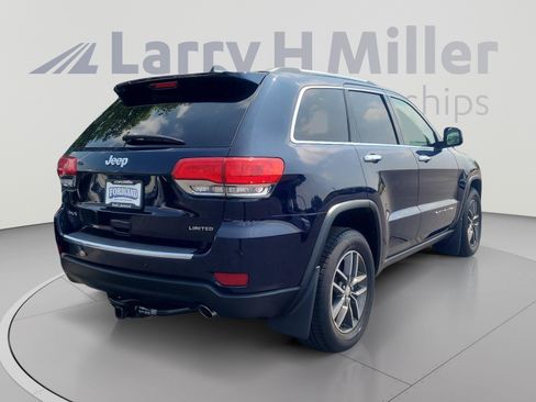Used 2017 Jeep Grand Cherokee Limited AWD/4WD image 5