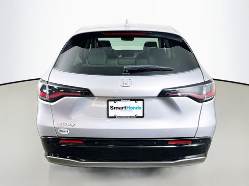 New 2026 Honda HR-V EX-L image 6