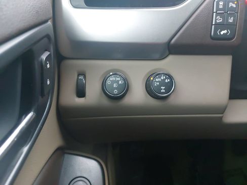 Used 2015 Chevrolet Tahoe LT AWD/4WD image 27