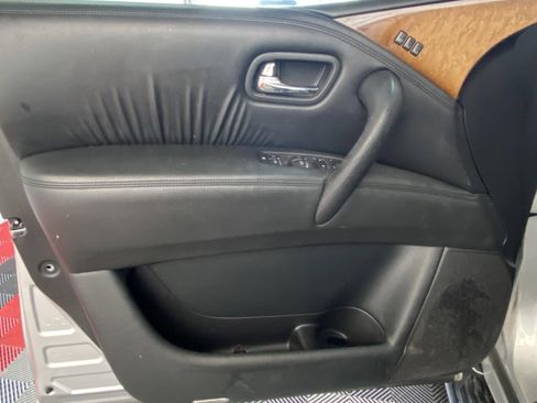 Used 2014 INFINITI QX80 4WD w/ Theater Package image 24