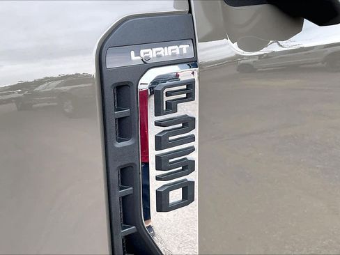 New 2026 Ford F250 Lariat w/ Tremor Off-Road Package AWD/4WD image 15