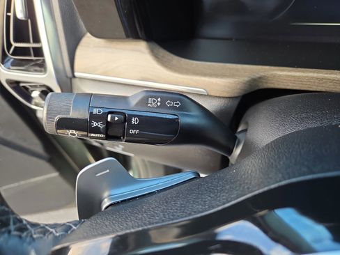 Used 2023 Kia Sorento SX Prestige image 14