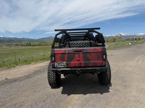 Used 2022 Jeep Gladiator Rubicon w/ Trailer Tow Package AWD/4WD image 10