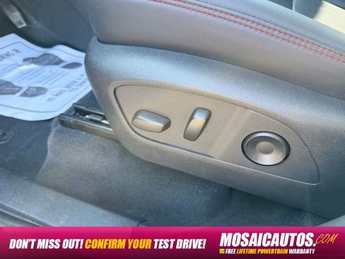Used 2025 Chevrolet Traverse RS w/ LPO, Floor Liner Package AWD/4WD image 27