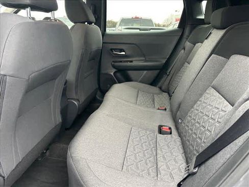 Certified 2025 Nissan Kicks SV image 11