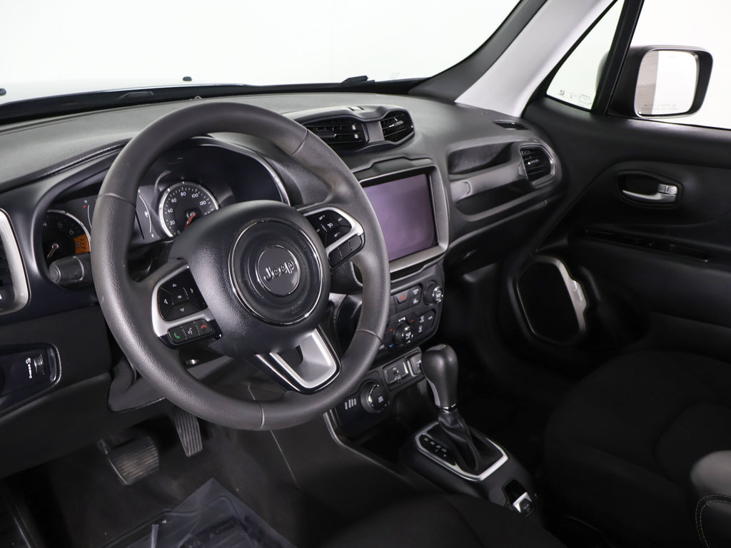 Used 2023 Jeep Renegade Latitude AWD/4WD image 25